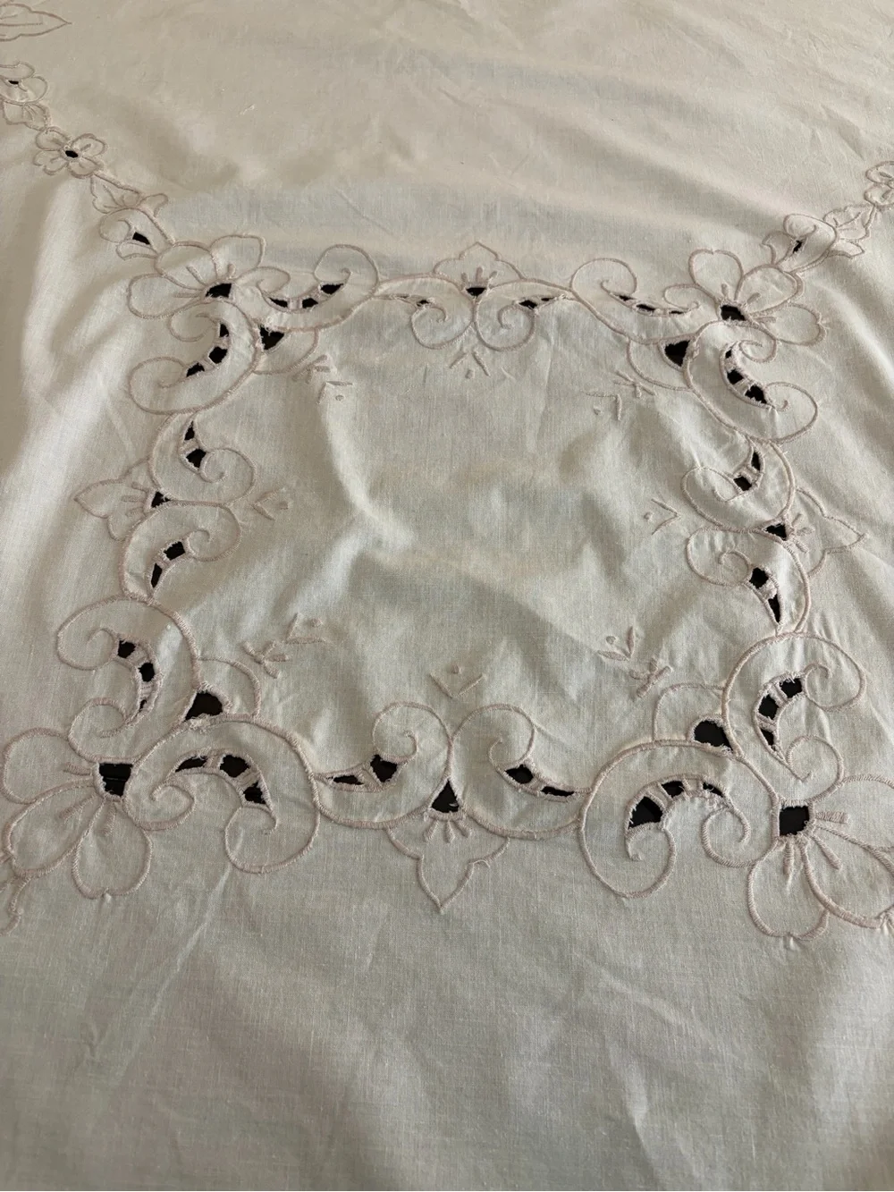 Elegant White Embroidered Round Tablecloth - Classic Home Dining